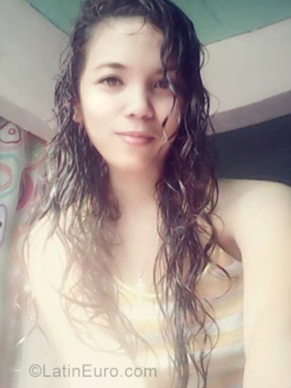 Date this sensual Philippines girl Honey from Villaba PH945