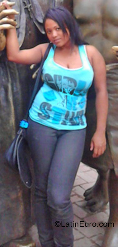 Date this fun Colombia girl Sulyis from Cartagena CO20201