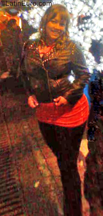 Date this athletic Colombia girl Claribeth from Bogota CO21136