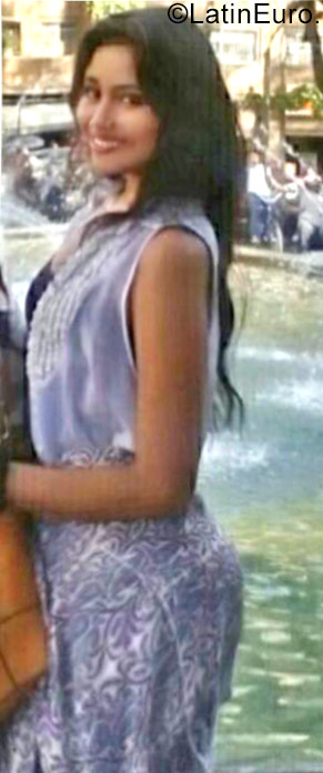 Date this sultry Colombia girl Julieth from Santa Marta CO21229