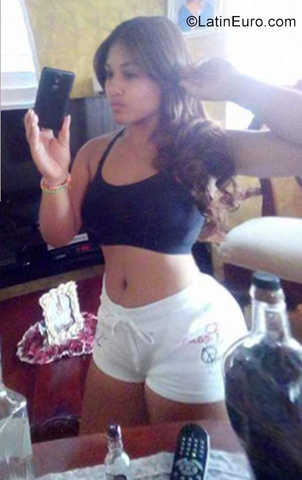 Date this delightful Dominican Republic girl Parsivana from Puerto Plata DO29237