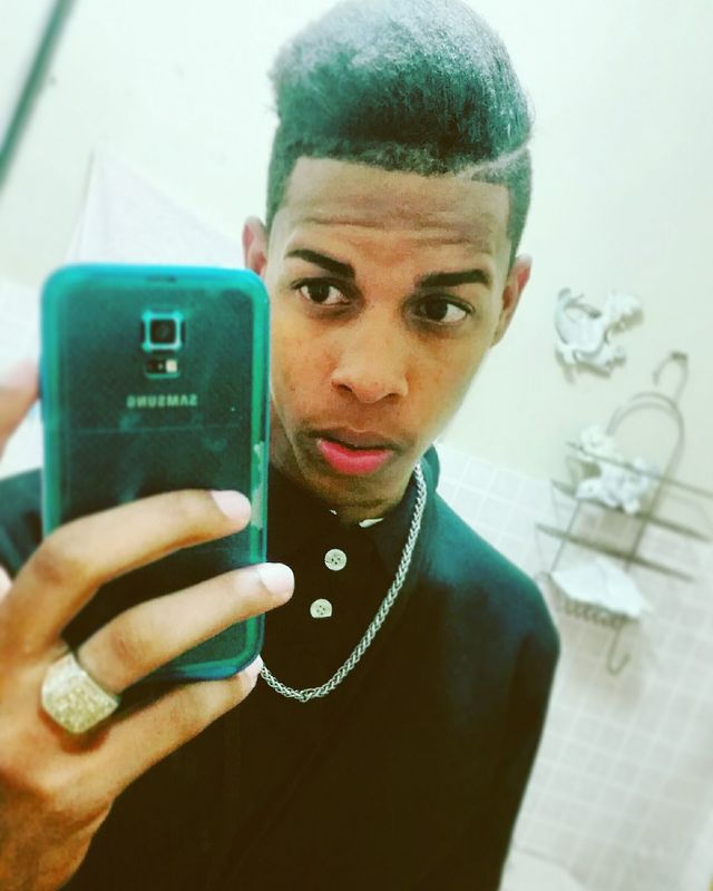 Date this foxy Dominican Republic man Leoni santana from Santo Domingo DO29525