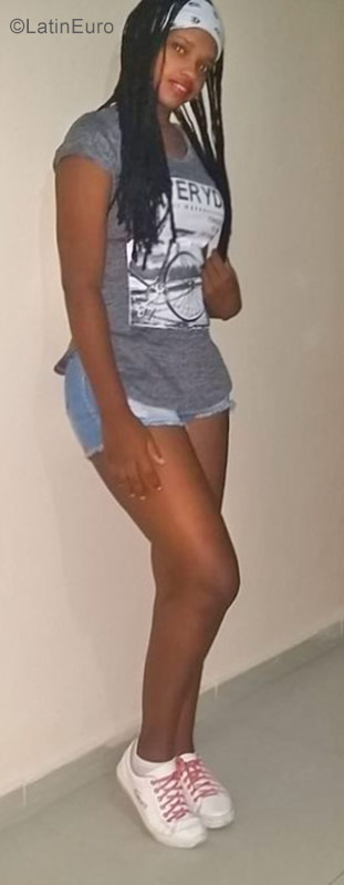 Date this hot Dominican Republic girl Yolenny piron from Santo Domingo DO29676