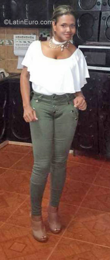 Date this exotic Colombia girl Johannita jay from San Andres Isla CO22126