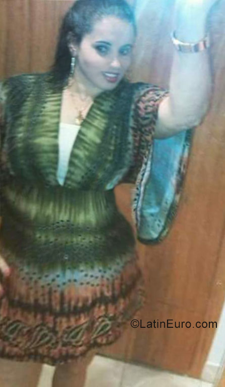 Date this exotic Dominican Republic girl Yira from Santiago DO30023