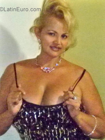 Date this tall Venezuela girl Anye hernandez from Barquisimeto VE866