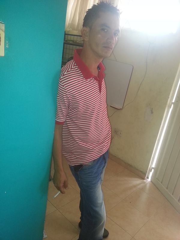 Date this nice looking Colombia man Marlon from Bucaramanga CO22214