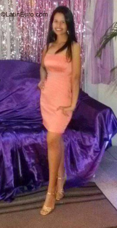 Date this fun Venezuela girl Paola from Maturin VE980