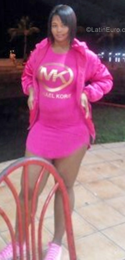 Date this funny Cuba girl Isis from Cienfuegos CU117