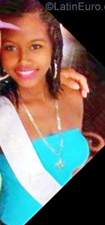 Date this fun Colombia girl Jessica from Cartagena CO22483