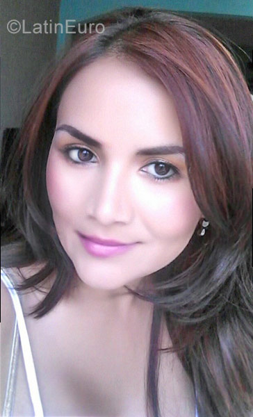 Date this charming Colombia girl Mar from Cali CO22502