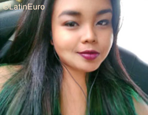 Date this young Colombia girl Elaine from Barranquilla CO22578