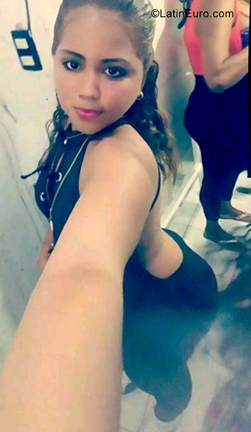 Date this hot Dominican Republic girl Marbelis from Santiago DO30543