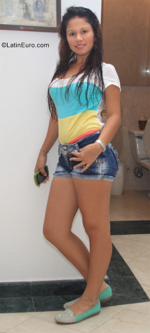 Date this passionate Colombia girl Sandra from  CO22602