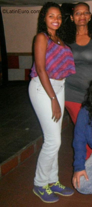 Date this tall Venezuela girl Norle from Valencia VE1044