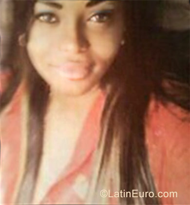 Date this sensual Colombia girl Bresly from Medellin CO22645