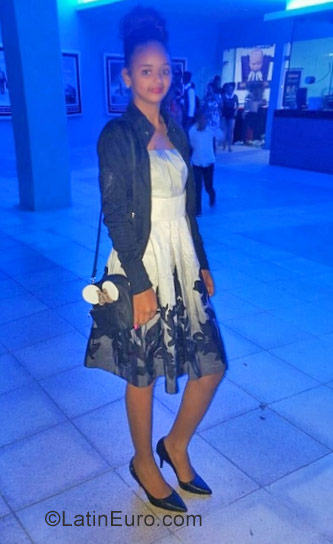 Date this sultry Dominican Republic girl Ana from Bavaro DO30630