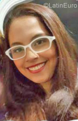Date this athletic Colombia girl Fernanda from Bogota CO22746