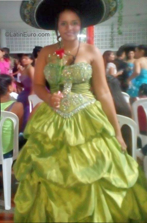 Date this delightful Colombia girl Ana from Medellin CO22754