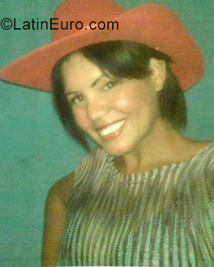 Date this charming Colombia girl Mili from Barranquilla CO22897