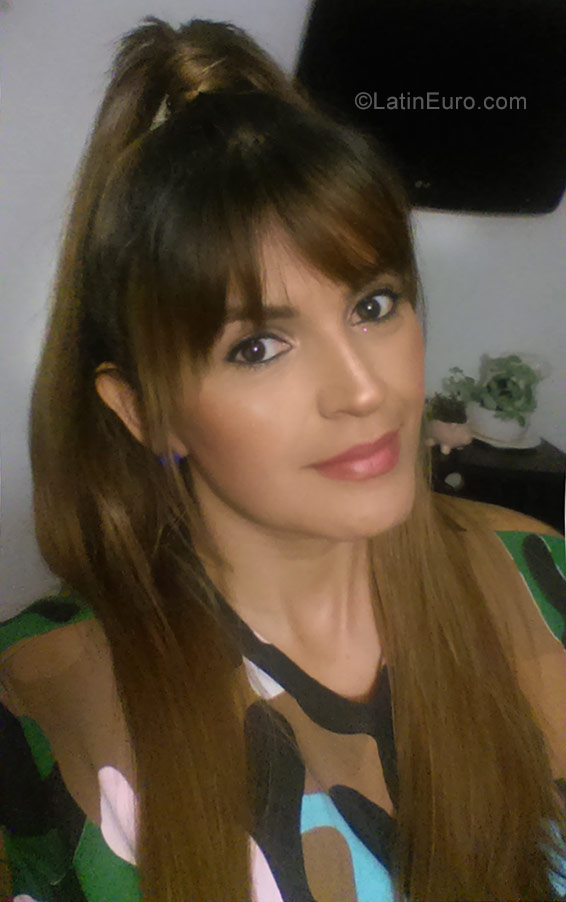 Date this exotic Colombia girl Paulina from Medellin CO23029