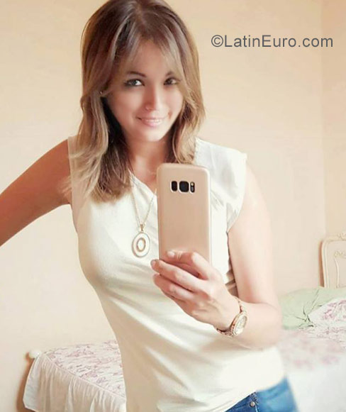 Date this beautiful Peru girl Nelly from Piura PE1278