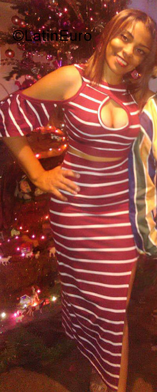 Date this pretty Venezuela girl Katy from El Tigre VE1433
