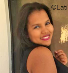 Date this sultry Dominican Republic girl Nidia from Santiago DO32053