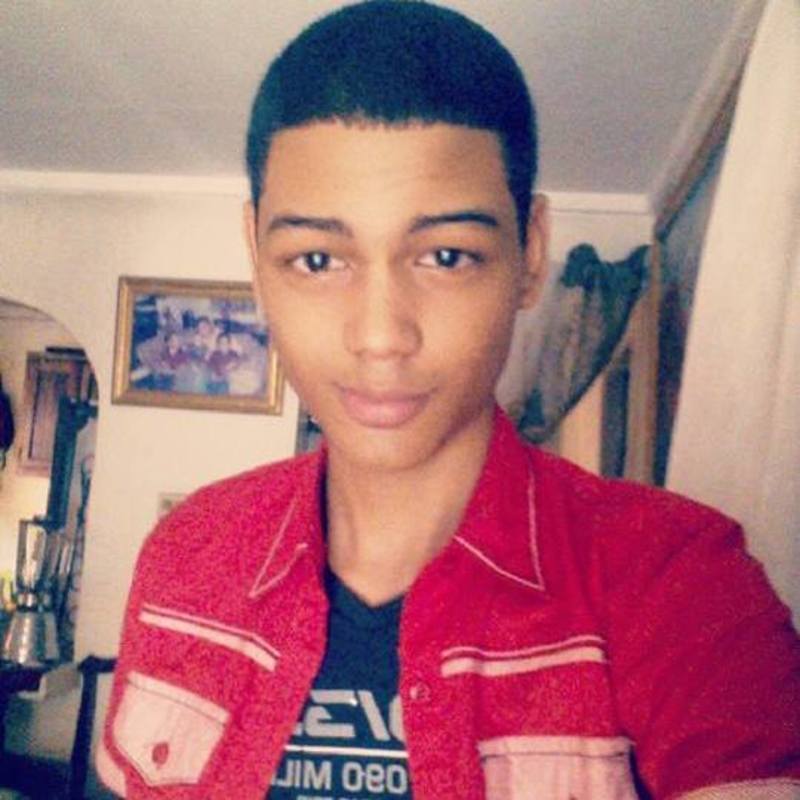 Date this exotic Dominican Republic man Emmanuel from Santo Domingo DO32535