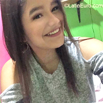 Date this exotic El Salvador girl Laura from El Salvador SV87