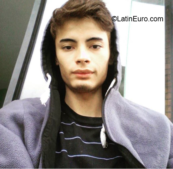 Date this sultry Venezuela man Jim from Caracas VE1681