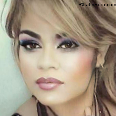 Date this exotic Colombia girl Maria from Medellin CO24110
