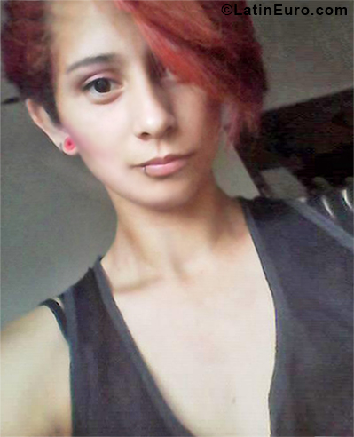 Date this young Venezuela girl Yenifer from Maraciabo VE1871