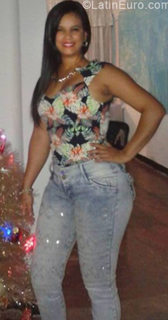 Date this georgeous Colombia girl Katherine from Cali CO24417