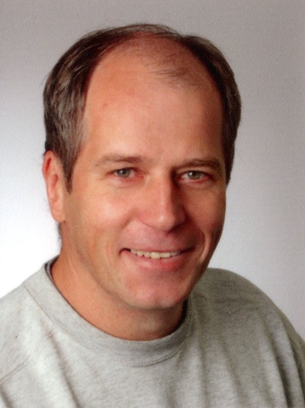 Date this attractive Germany man Jens from Koblenz DE478