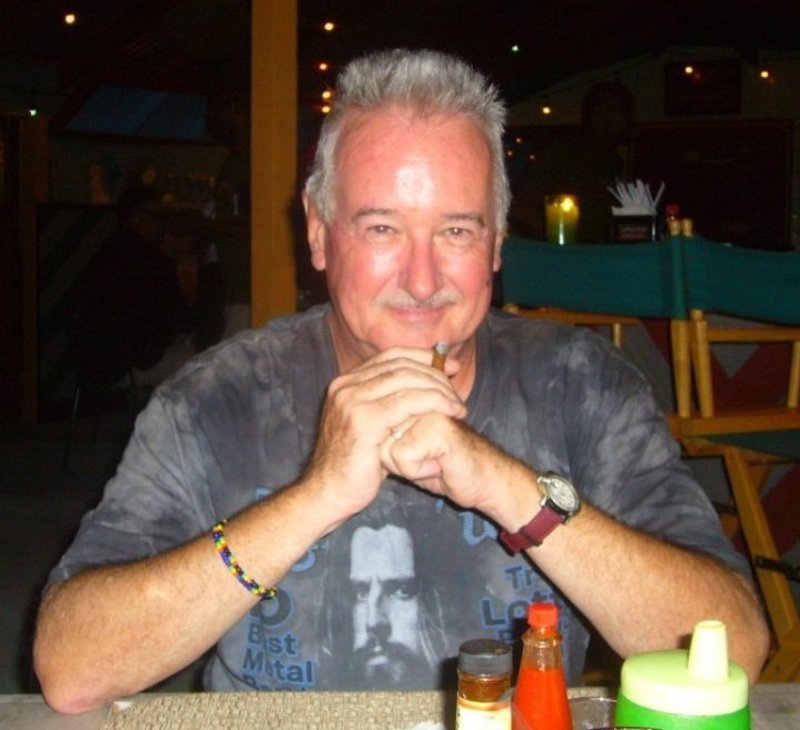 Date this good-looking United States man Peter from Tampa US19645