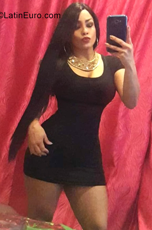 Date this foxy Colombia girl SuperSay from Bogota CO25618