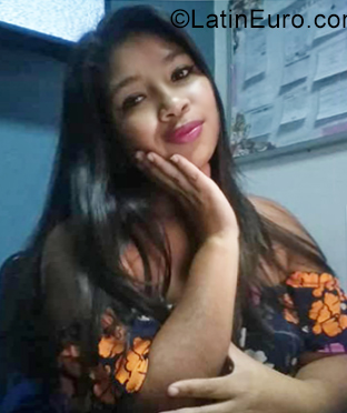 Date this delightful Venezuela girl Yasnelys from El Tigre VE2506