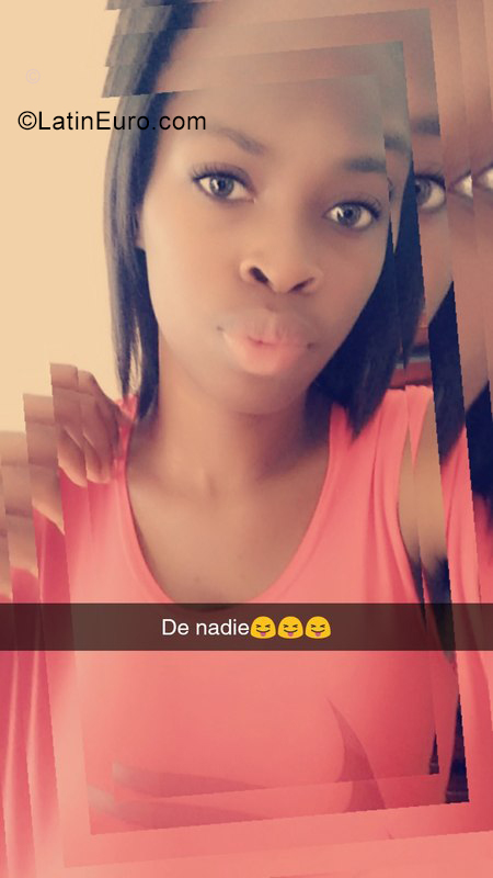 Date this charming Dominican Republic girl Katherine from Santo Domingo DO35312