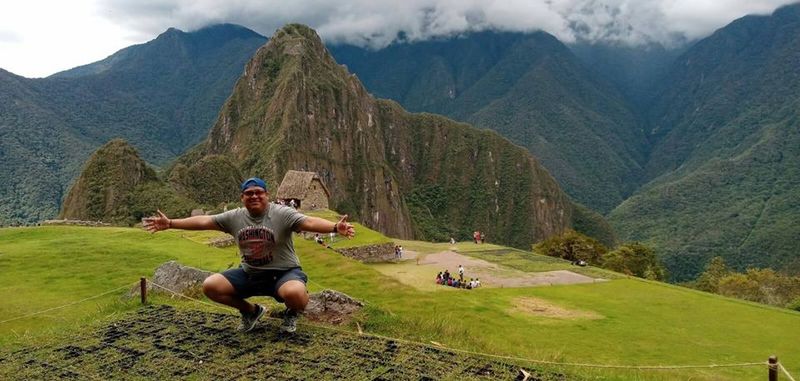 Date this nice looking Peru man JOSE MARTIN from Trujillo PE1445
