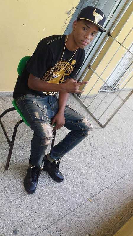 Date this stunning Dominican Republic man Evinson from Santiago DO36564
