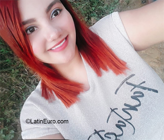 Date this passionate Colombia girl Veronica from Medellin CO26817