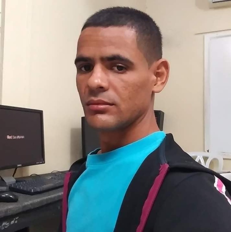 Date this foxy Dominican Republic man Jose rafa el from La Vega DO37472