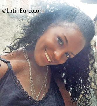 Date this athletic Cuba girl Laura from Santiago De Cuba CU672