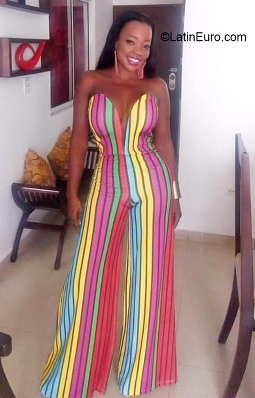 Date this tall Colombia girl Stefania from Cali CO27262