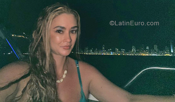 Date this cute Colombia girl Mar from Medellin CO28550