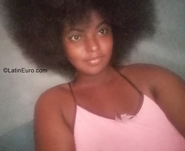 Date this charming Costa Rica girl Jahanuari from Limon CR422
