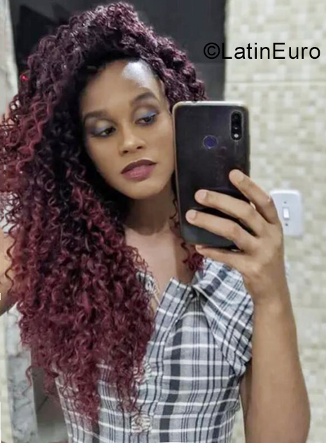 Date this pretty Brazil girl Luana from Sao Francisco Do Conde BR11271