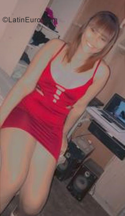 Date this hard body Dominican Republic girl Celanny vasque from Santo Domingo DO39371