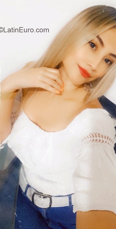 Date this fun Colombia girl Luisa from Medellin CO30280